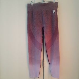 NEW Pink Seamless Leggings